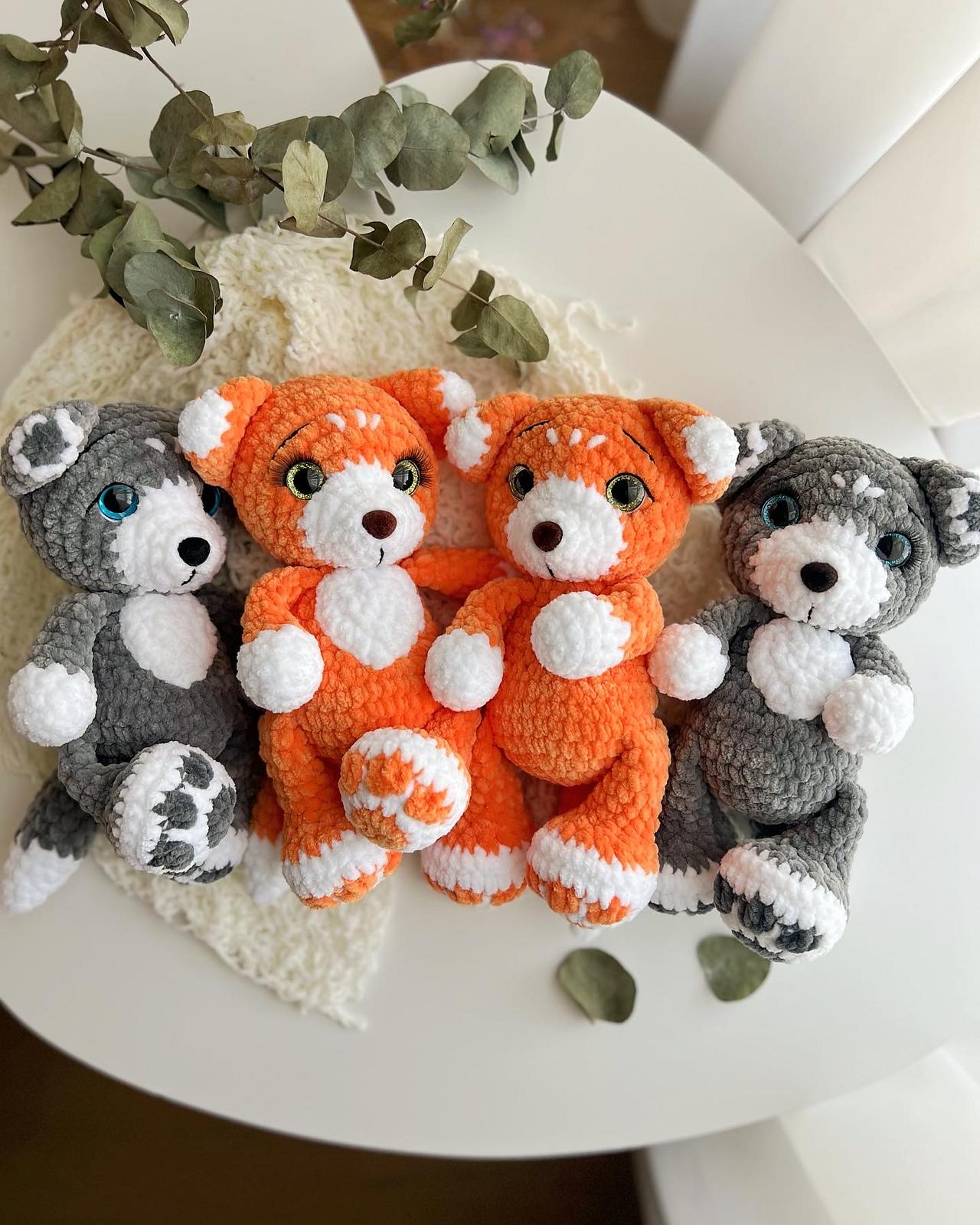 Fox and wolf toy