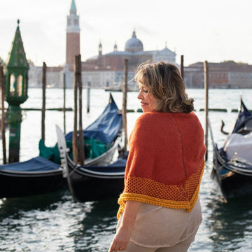 Arlequina Shawl