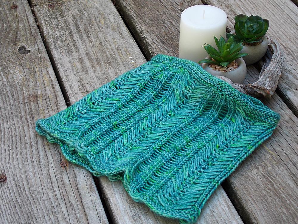 Earthshine Meditation Cowl