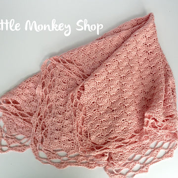 Shells Heirloom baby Blanket