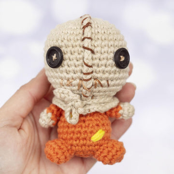 Mini Sam Trick or treat