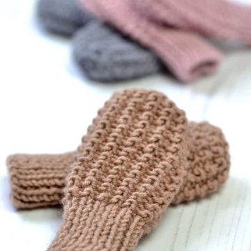 Zeke Simple Baby Mitts