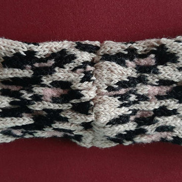 Twisted headband with leopard pattern
