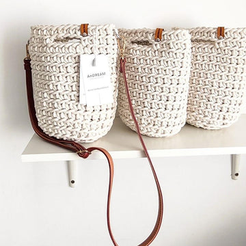 Arco Crossbody