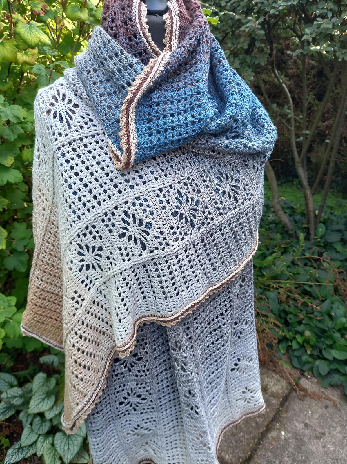 Flower Rain Wrap