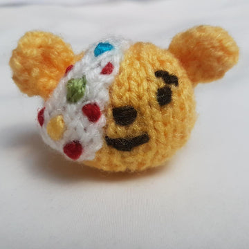Knitted Pudsey Bears