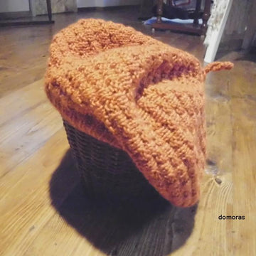 CARLA SPORT, woollen sweater with cap and muffetees