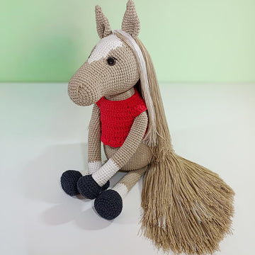 Large CUTE Horse