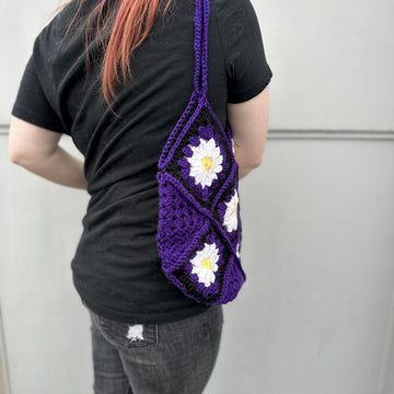 Daisy Granny Square Bag