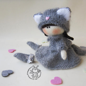 Doll Lady cat
