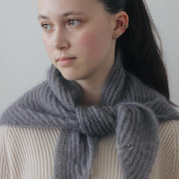 Vera Scarf