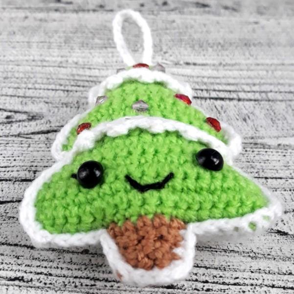 Crochet Christmas Tree Pattern: Mini Xmas Ornament DIY (PDF File)