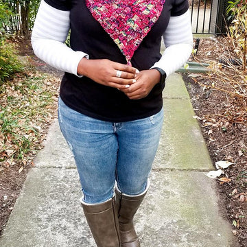 The Elisabeth Triangle Scarf