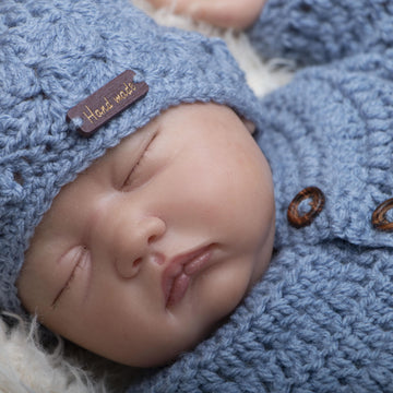 Round neck newborn cardigan 002