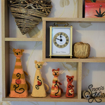 Quirky Cats Ornament Decoration Home Decor Snoo's Knits Pattern