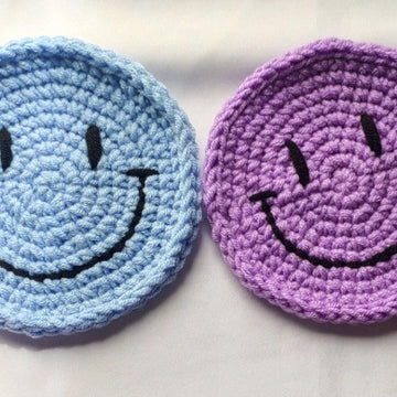 Smile Coaster crochet pattern