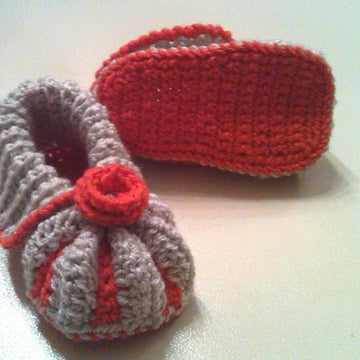 Rose Baby Booties / scarpine con roselline