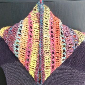 Eyelet Cowl