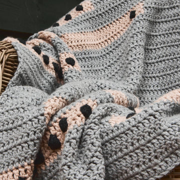 Dot to Dot Lapghan in Lion Brand Hue & Me - M20281-TWH - Downloadable PDF