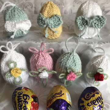 EASTER TREE EGGS HOME DECOR CHOCOLATE EGG COVER KNITTING PATTERN