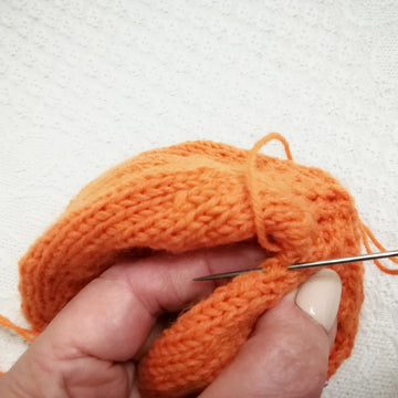 Pumpkin Hat Knitting Pattern 7.87" Tall for Halloween Gift