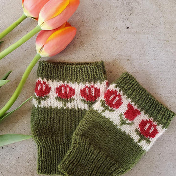 March Flowers Mitts