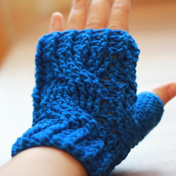 Lynne Marie Fingerless Mitts