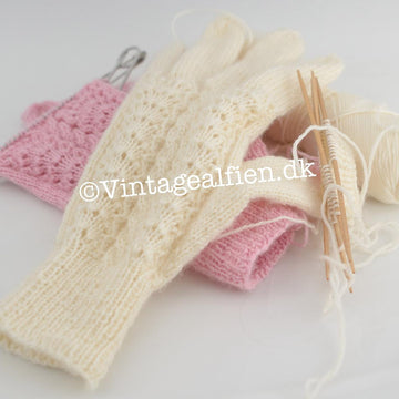 Vintage gloves: Isabelle