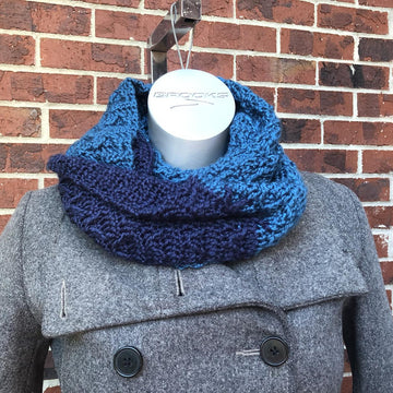 Peaks Scarf