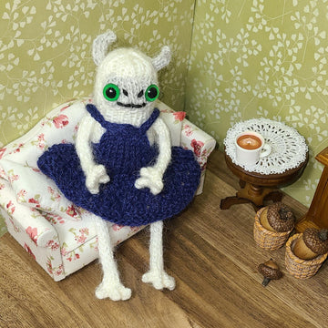 Froggy's Petal Pinafore