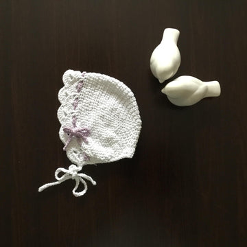 Camellia Baby Girl Bib & Bonnet Set N 484