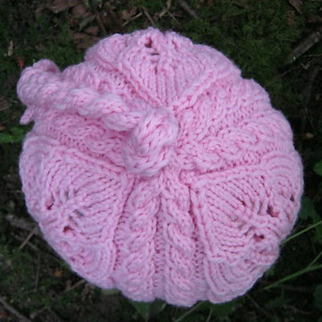 Twin Leaves & Cables Cap
