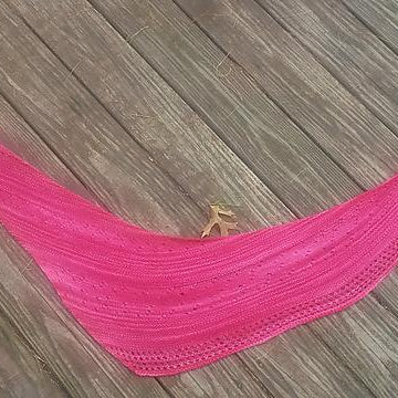 Peekaboo Shawl