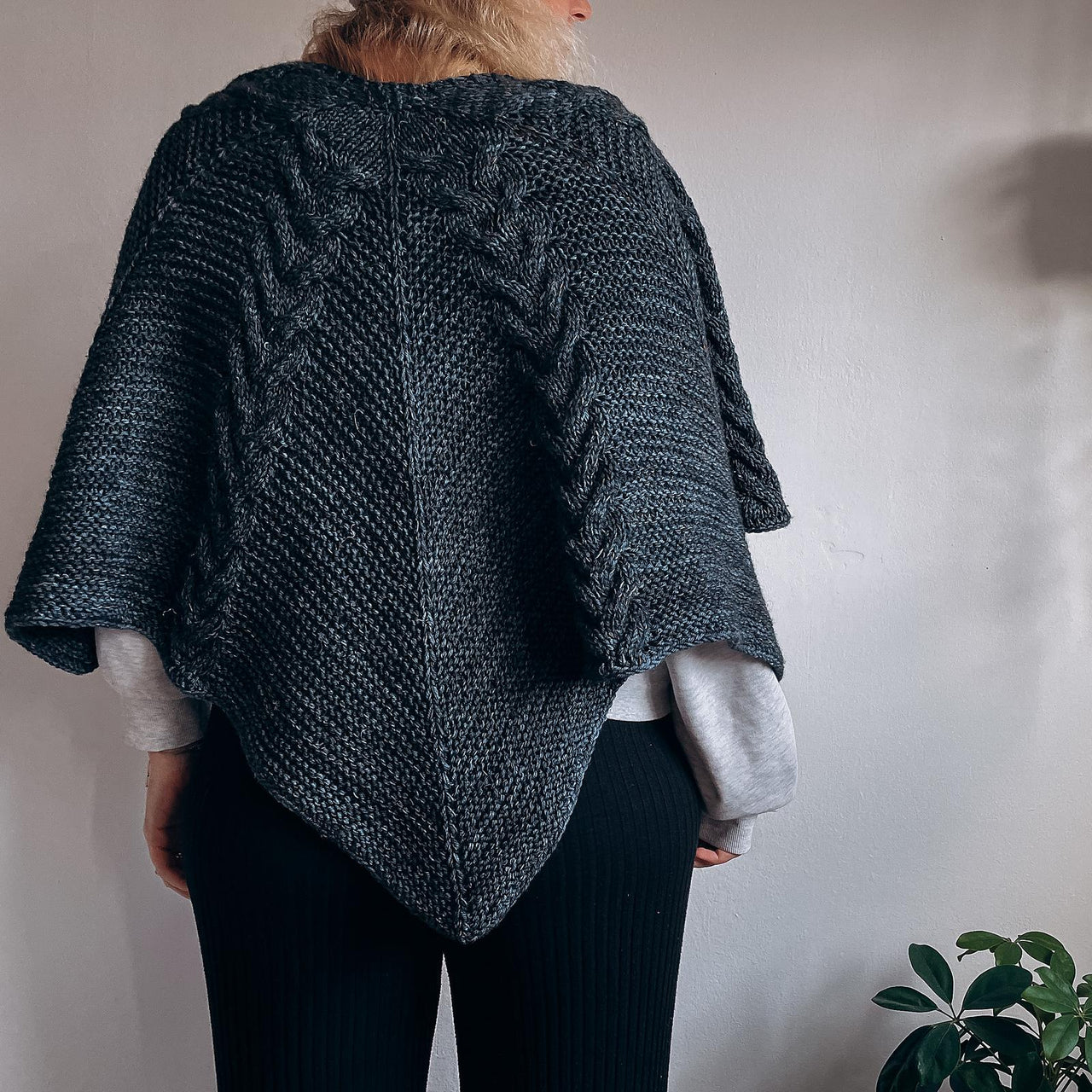 Mira Cape