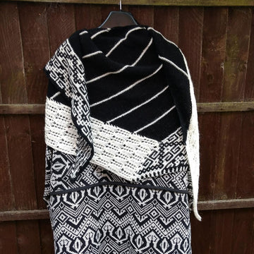 Pointless Shawl