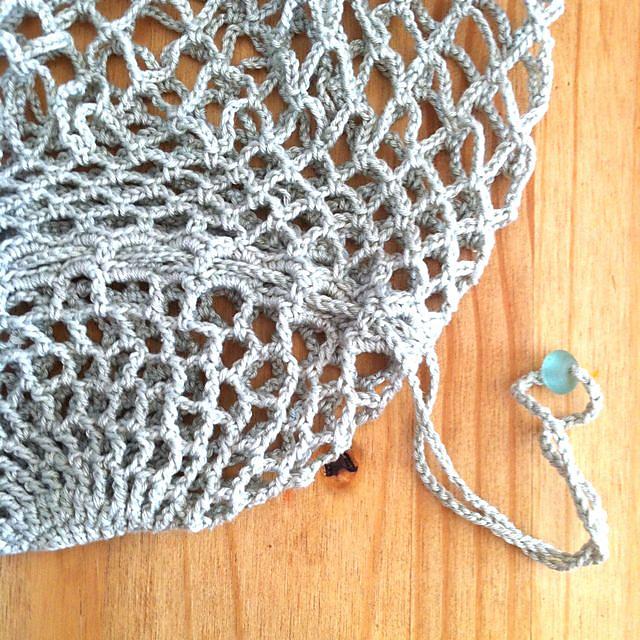 Vintage-style Pack-away Mesh Bag