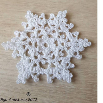 Lace snowflake 12