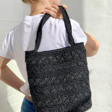 Crochet Raffia Tote Bag Pattern: Leaf Design