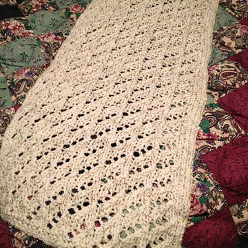Lace Shawl/Lace Table Runner