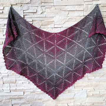 Pentagonal Scarf "Maira"