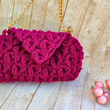 3D Flower Baguette Bag3D Flower Baguette Bag Crochet Pattern | JAYG No-Sew Shoulder Bag