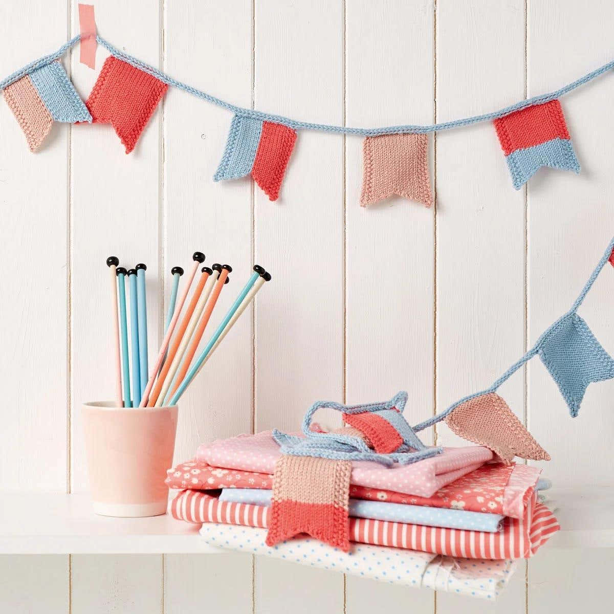 Flag Bunting Knitting Pattern