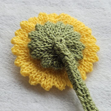 Knitted Sunflower