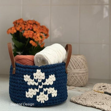Recycled (t-shirt) yarn basket container-112