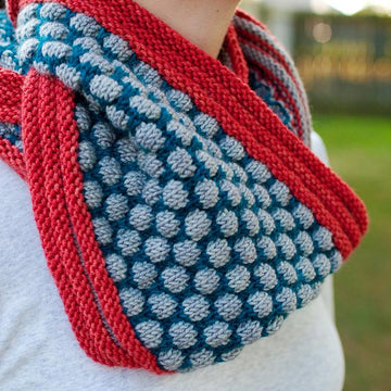Poppin' Dots Cowl