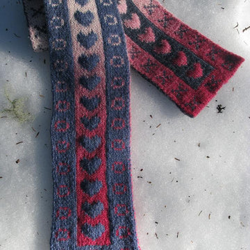 Hugs and Kisses Scarf 486