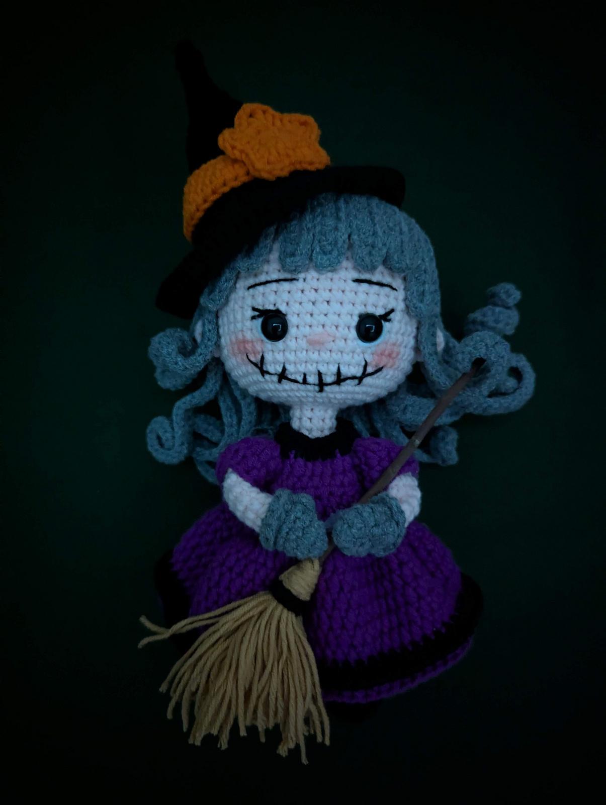 STITCHY the Spooky Cute Witch