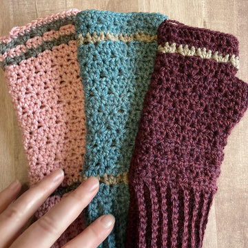 Gingerbread mitts