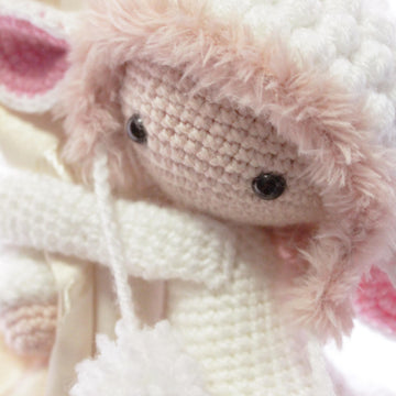 Amigurumi Lamb Girl Curtain TieBackgurumi Lamb Girl Curtain TieBack Pattern