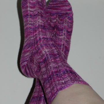 Scalloped Tulip Socks